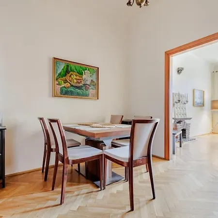 Apartment Timeless Old Town By Ecru Wwa83 *